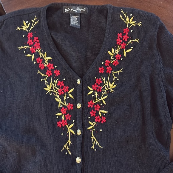 Vintage Work in Progress Black Floral Embroidered Cardigan/ Size Medium Sweater - Picture 3 of 7